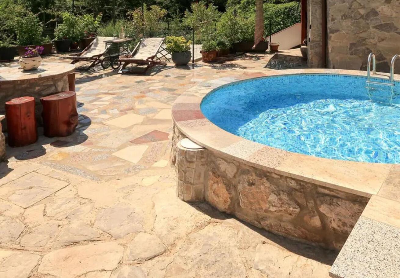 Holiday Home Ana- With Pool Kornić Esterno foto