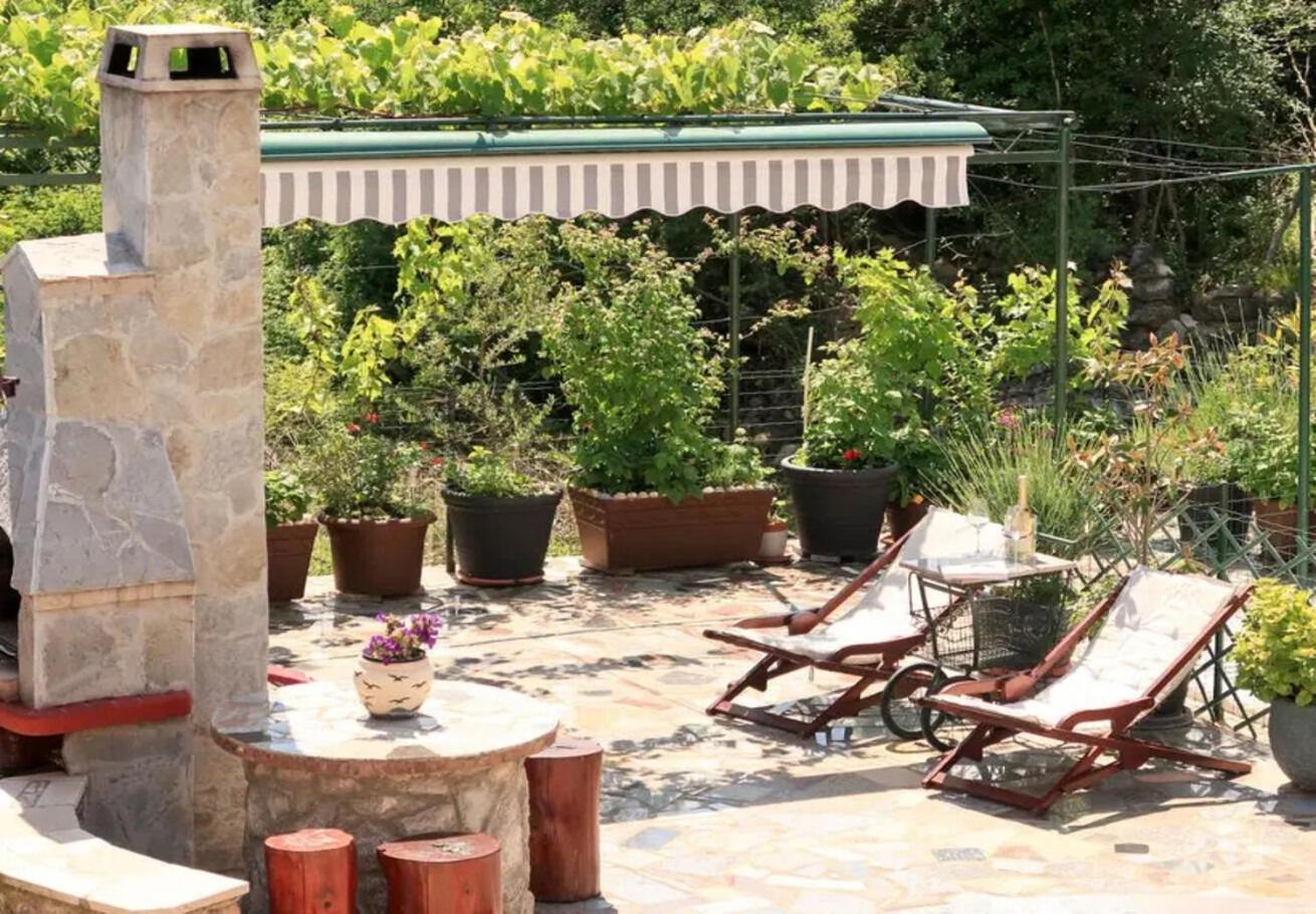 Holiday Home Ana- With Pool Kornić Esterno foto
