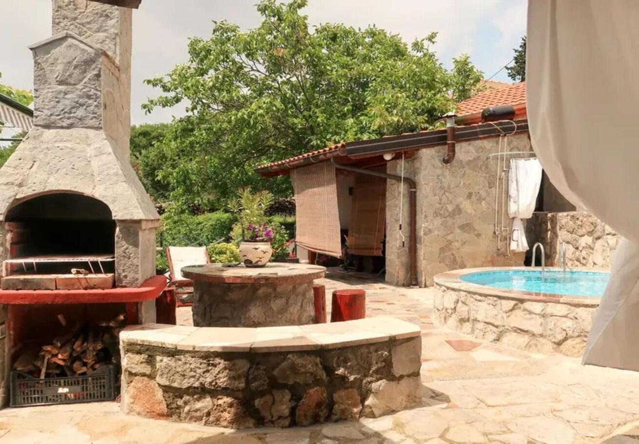 Holiday Home Ana- With Pool Kornić Esterno foto